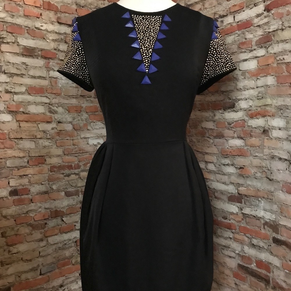 SEQUIN/BEADED DETAIL SCUBA DRESS